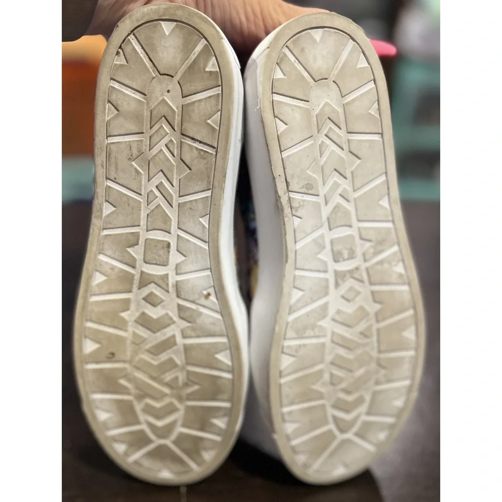 Disney Princess Beauty &‎ The Beast Slip On Canvas Wide Width Shoes Size 6WW